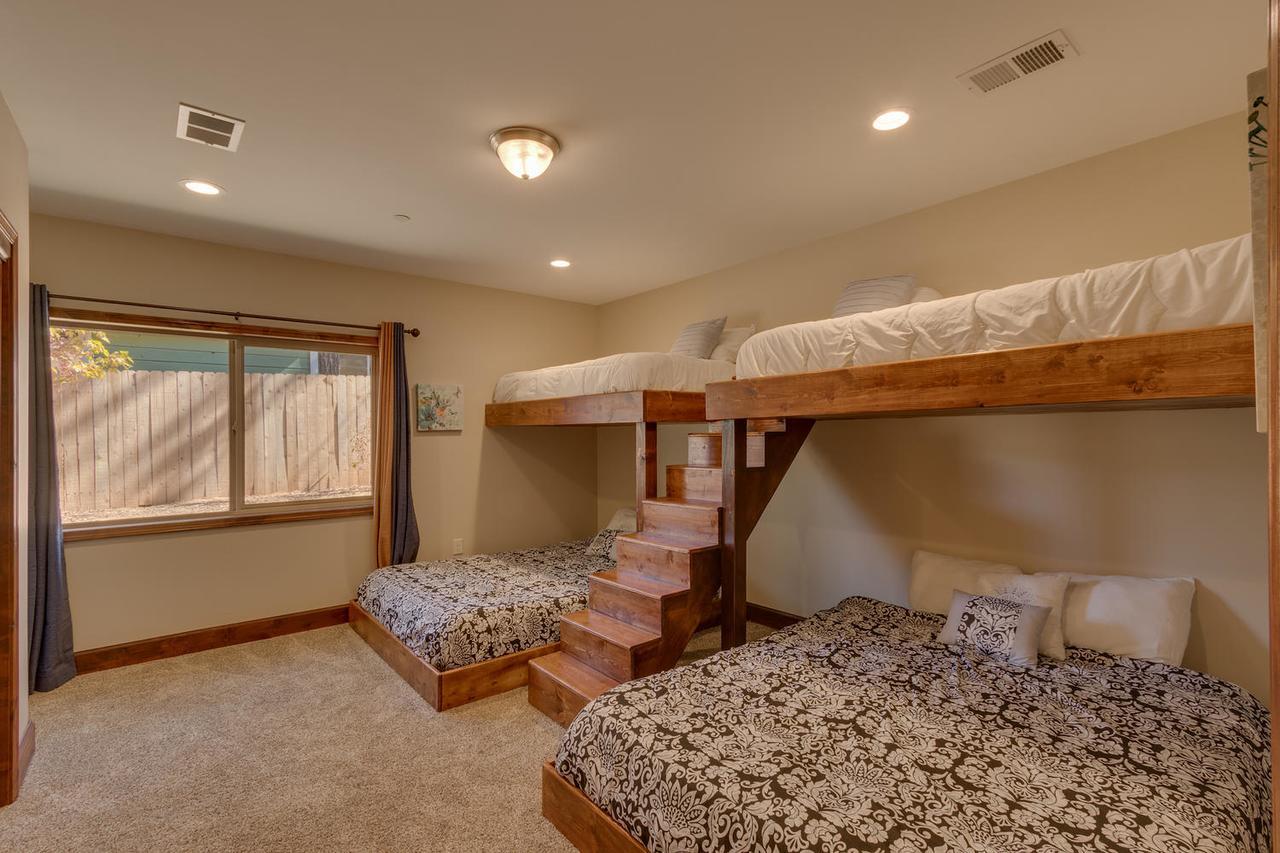 Tahoe Woods Escape - Three Bedroom Home سووث لاك تاهوي المظهر الخارجي الصورة