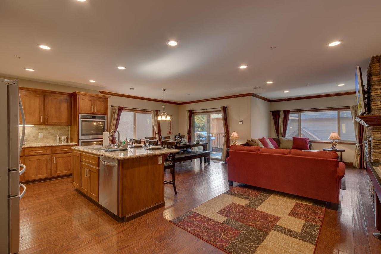 Tahoe Woods Escape - Three Bedroom Home سووث لاك تاهوي المظهر الخارجي الصورة